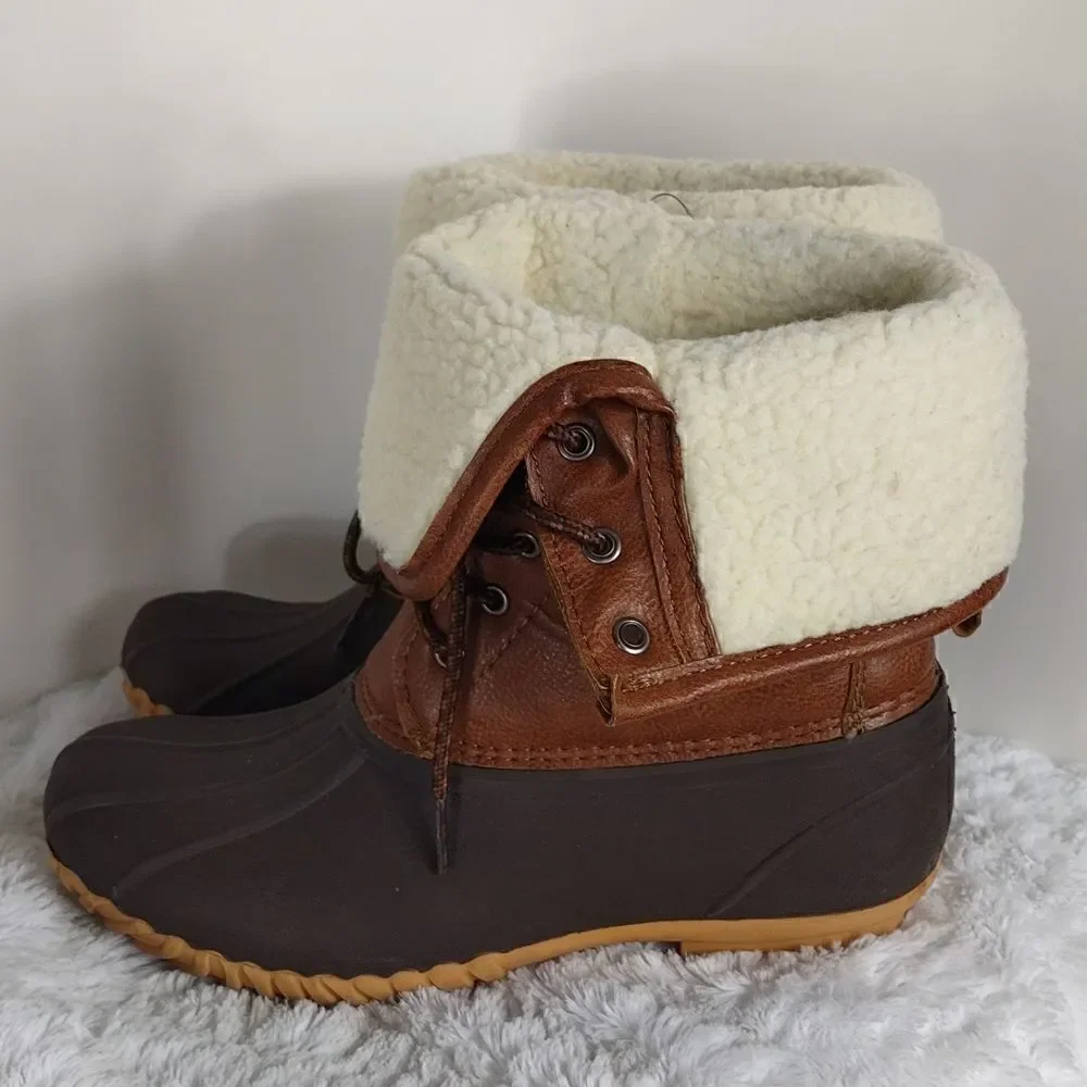 Sociology Sherpa Duck Boots